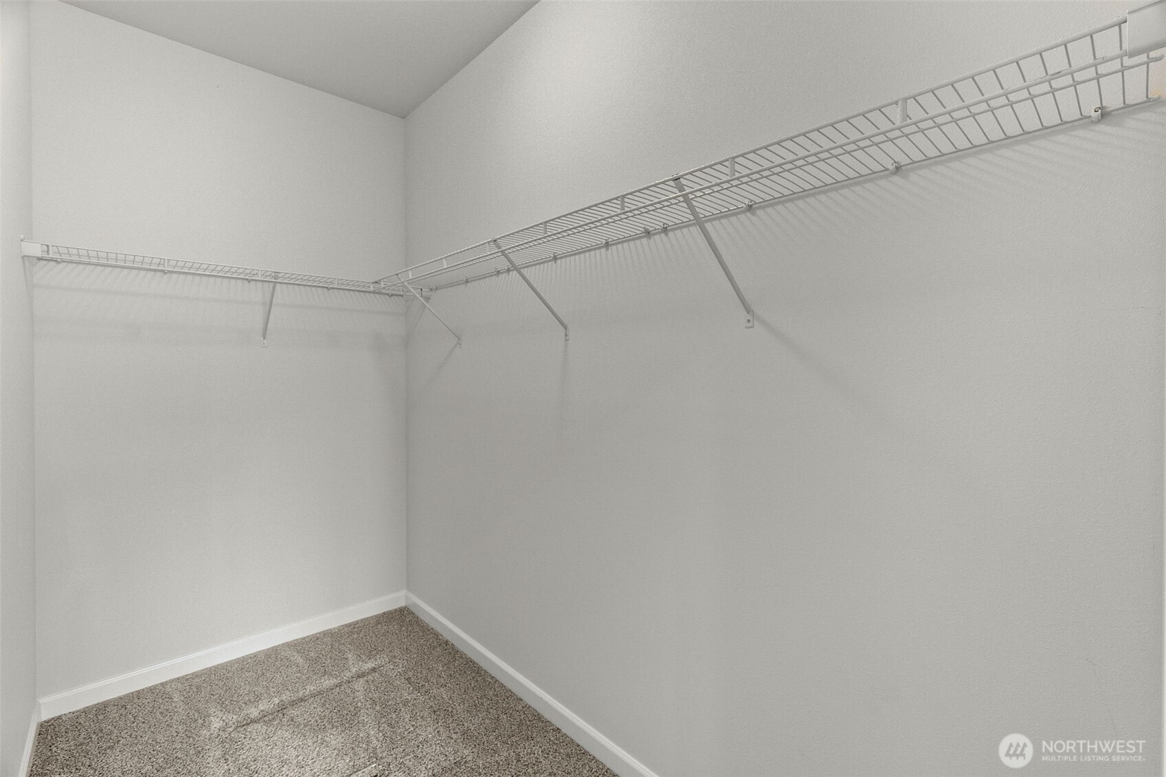 9116 Carlos Way Property Photo 8