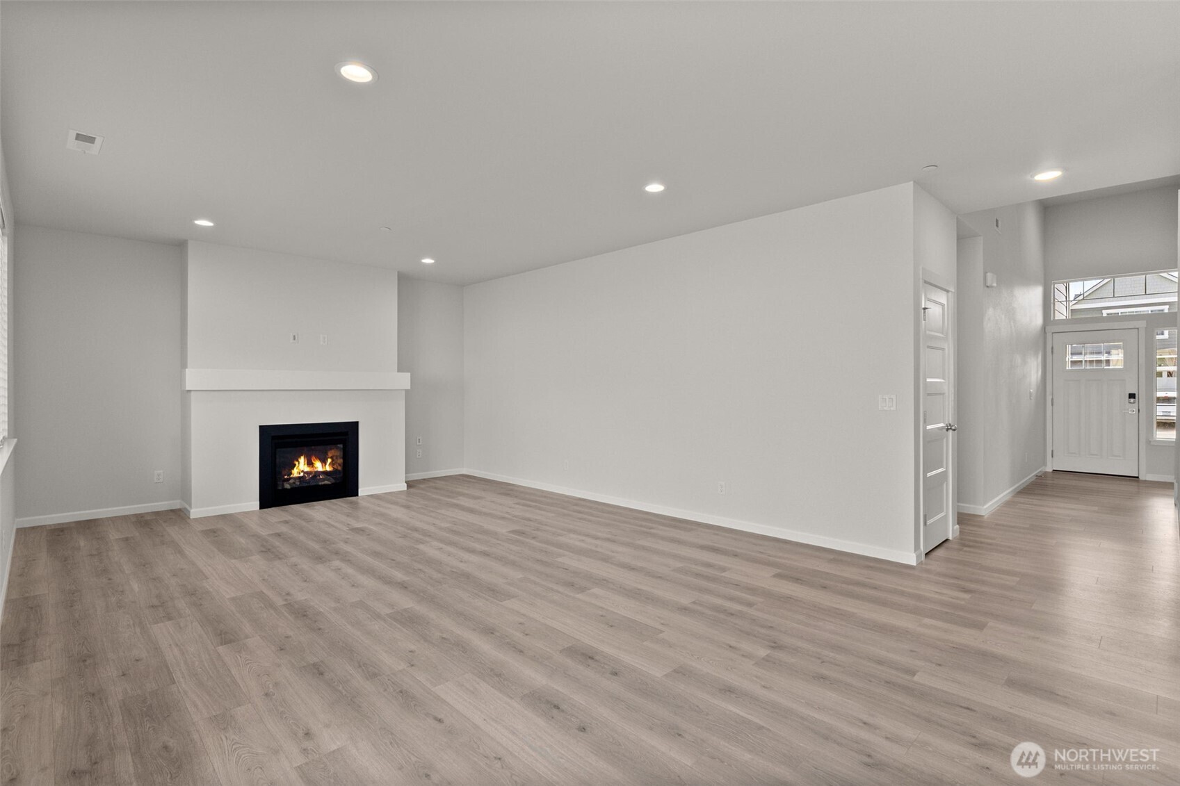 9116 Carlos Way Property Photo 11