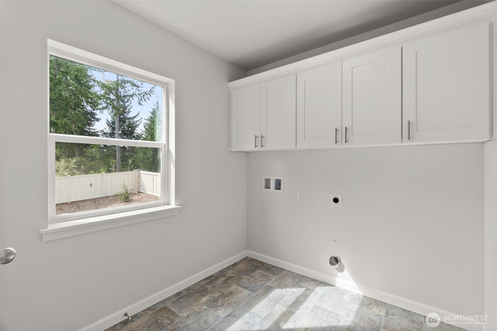 9116 Carlos Way Property Photo 25
