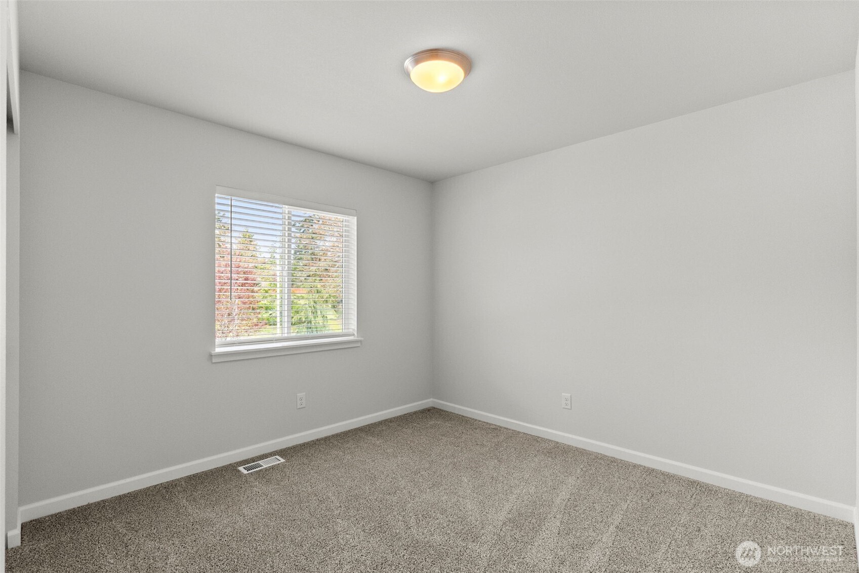 9116 Carlos Way Property Photo 27