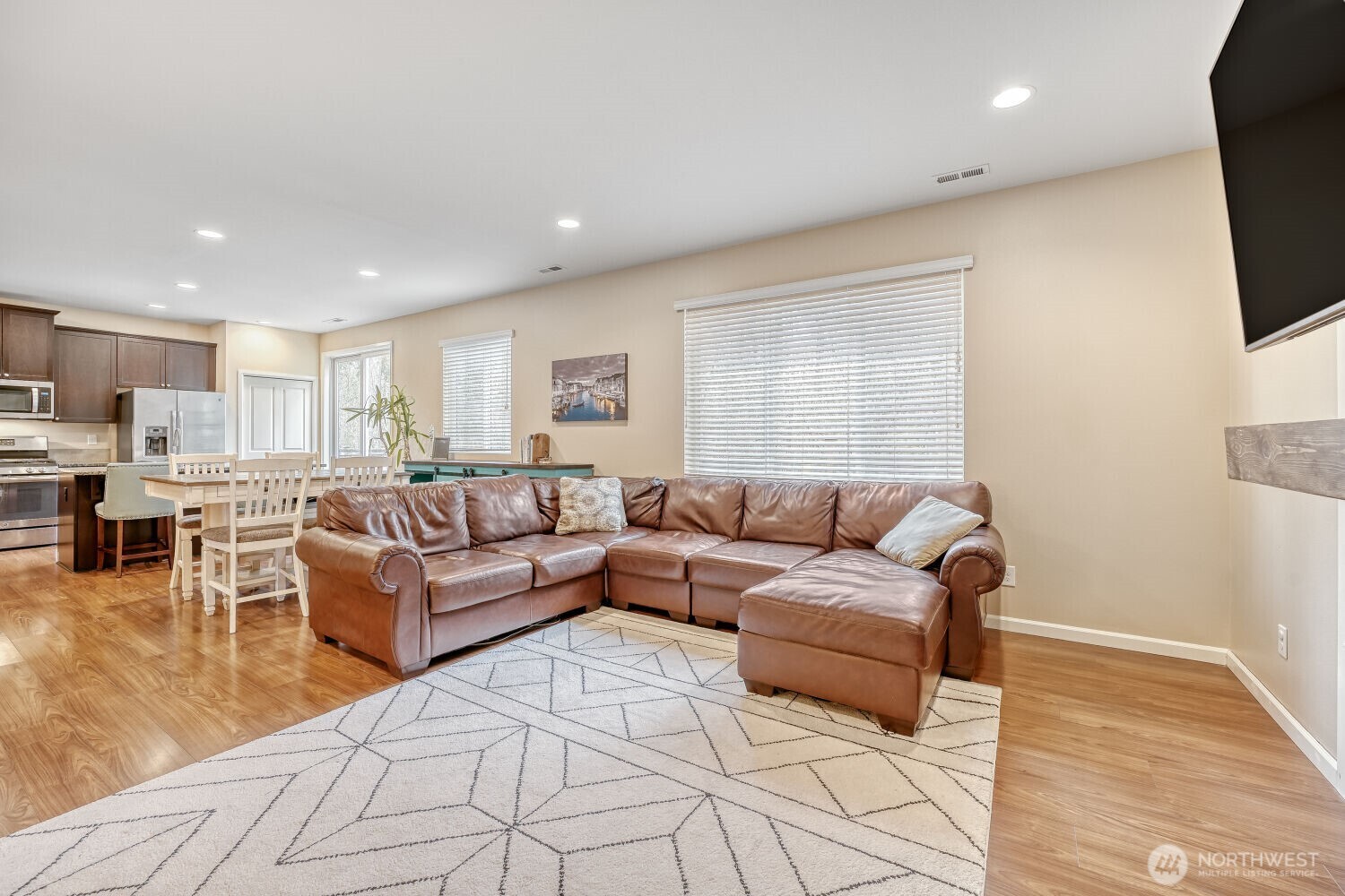 16720 80th Avenue Ct Property Photo 5