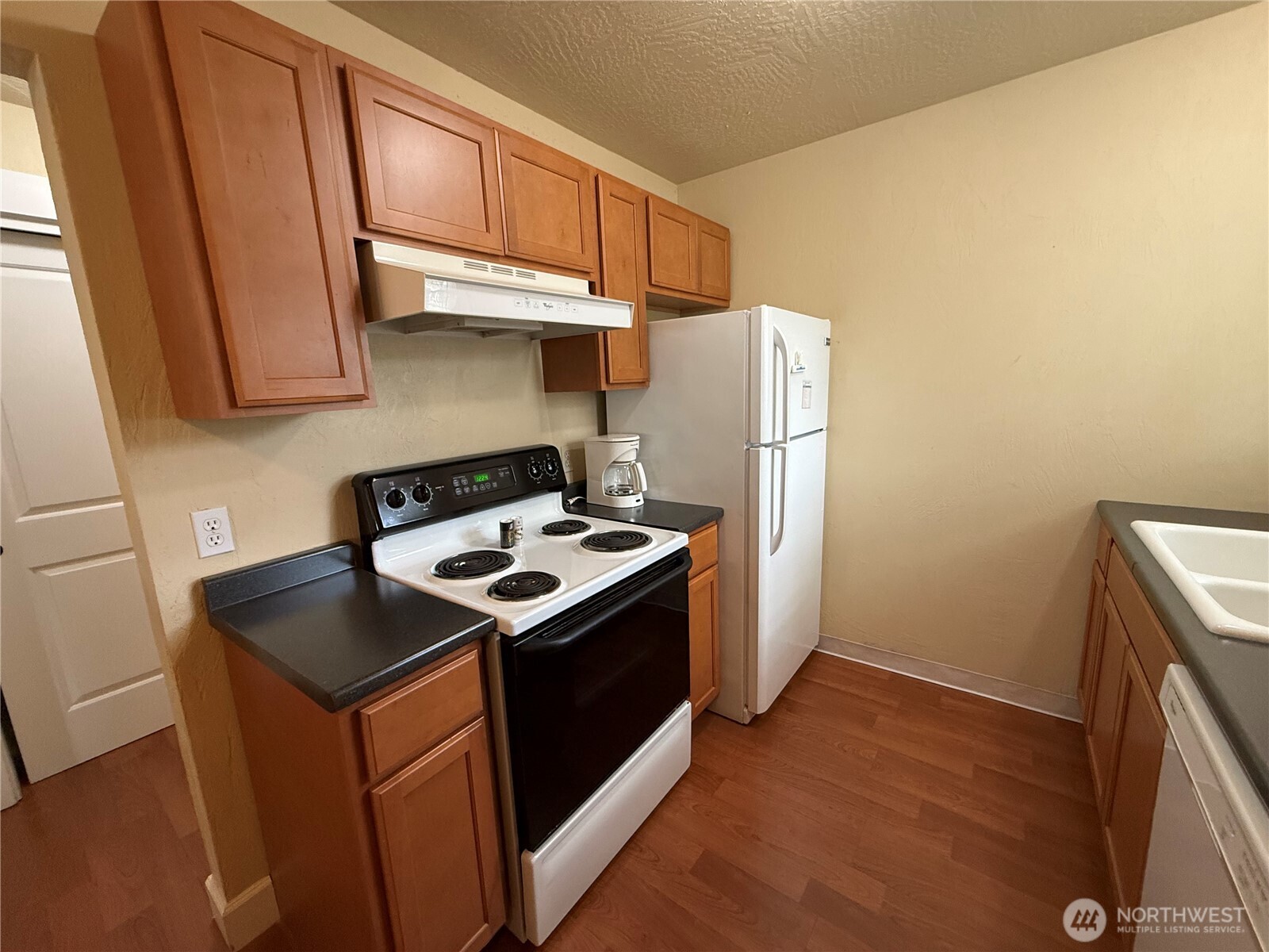 210 Nw 26th Street 411-12 Property Photo 10