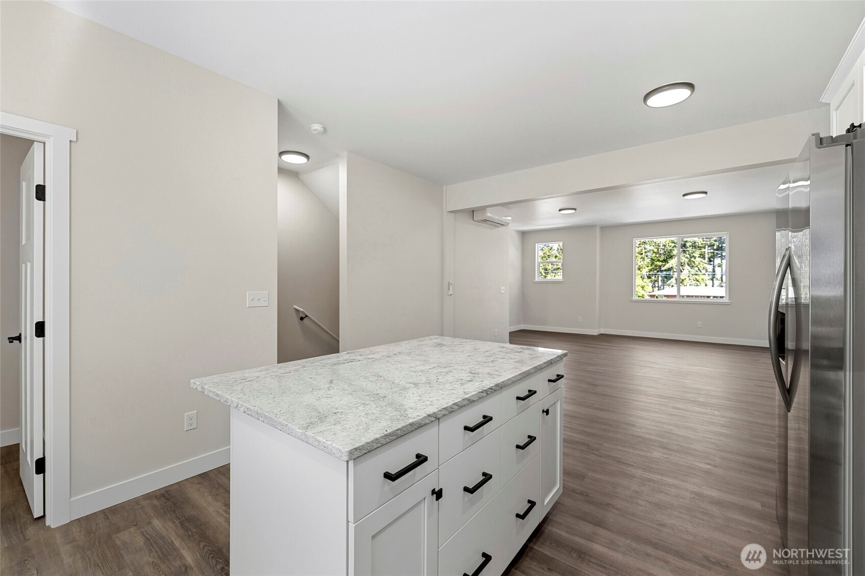 945 Nw Heller Street C2 Property Photo 15