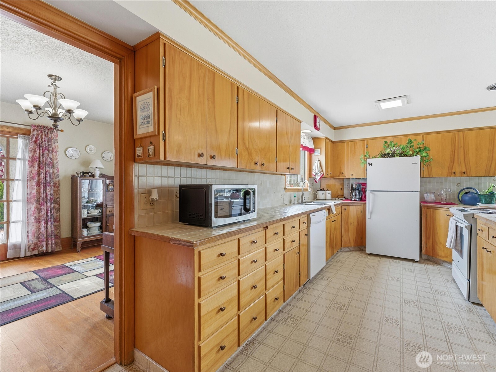 106 N Franklin Avenue Property Photo 8
