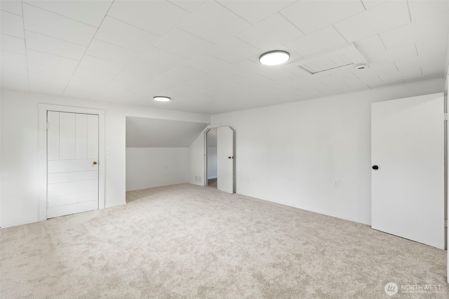 1110 W Walnut Property Photo 20