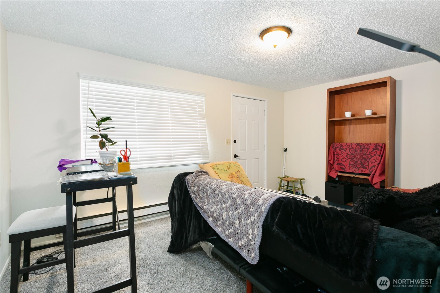 3572 3574 E F Street Property Photo 6