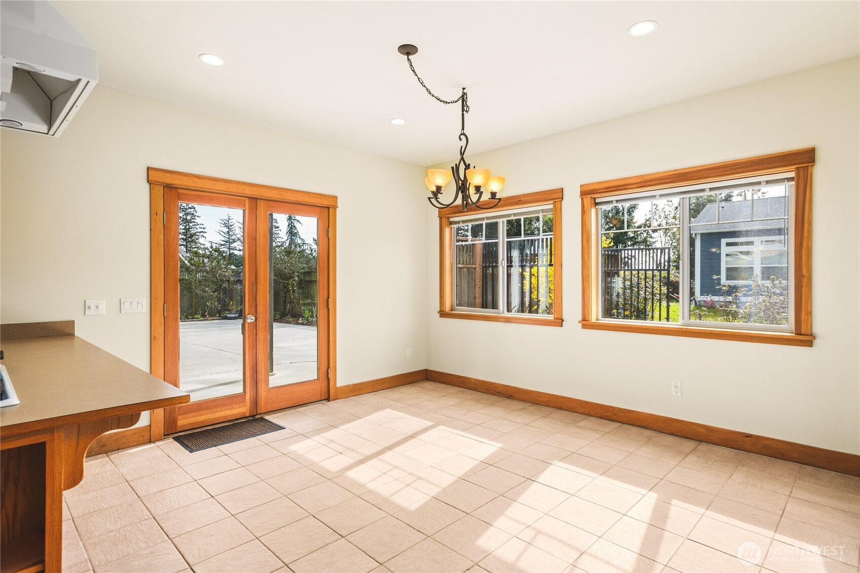 520 Kelsando Circle Property Photo 7