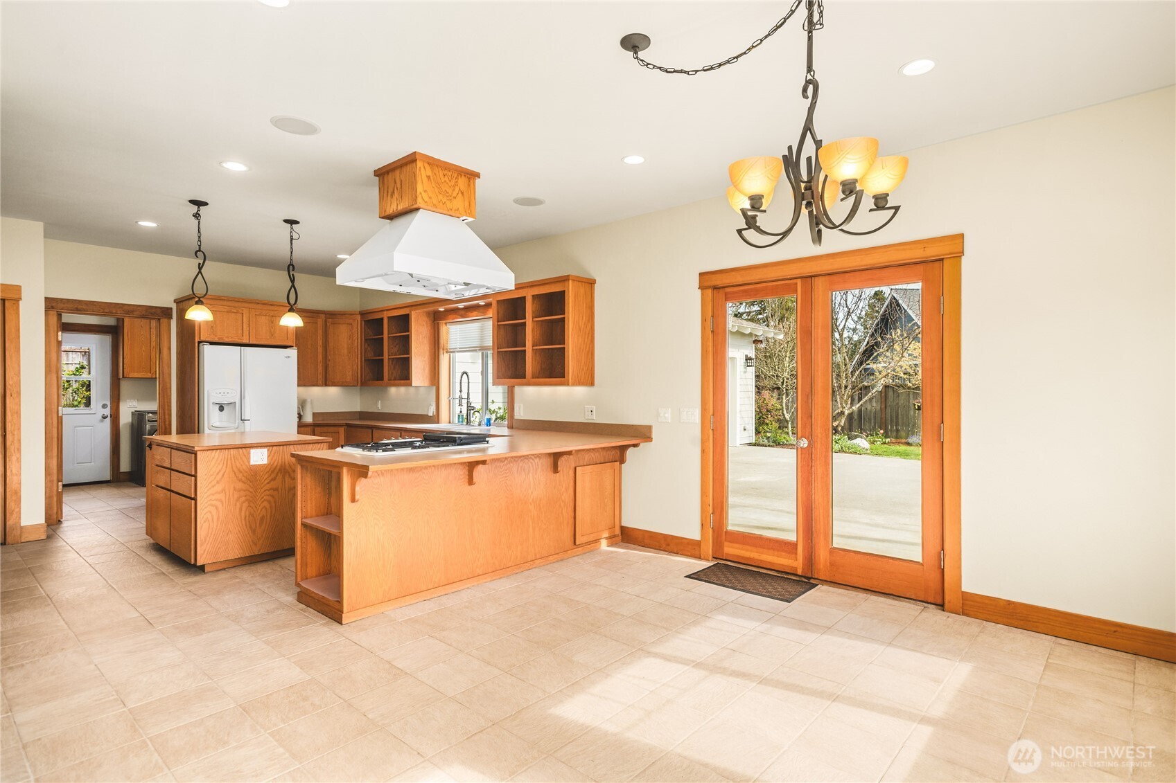 520 Kelsando Circle Property Photo 8