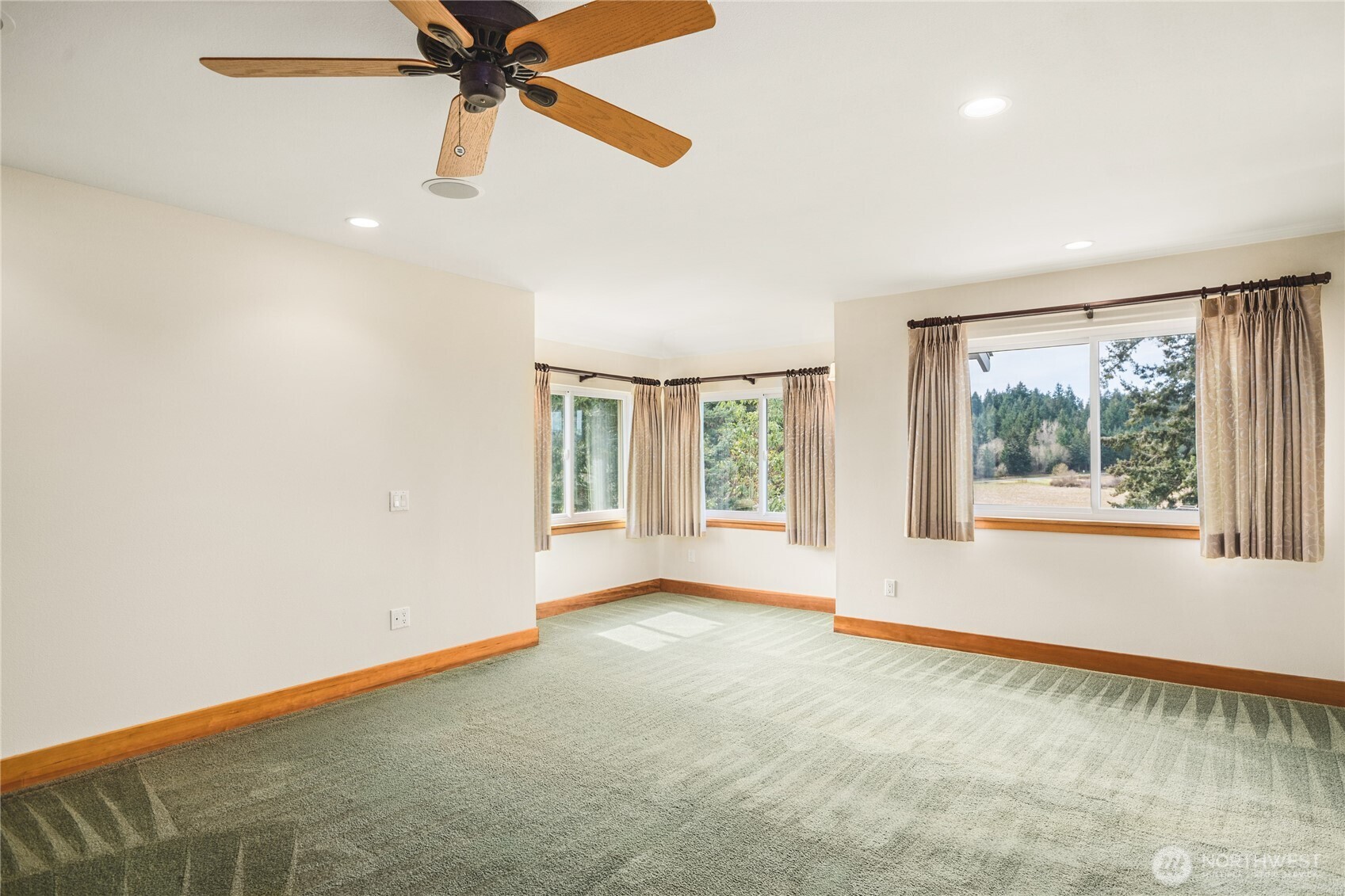 520 Kelsando Circle Property Photo 15