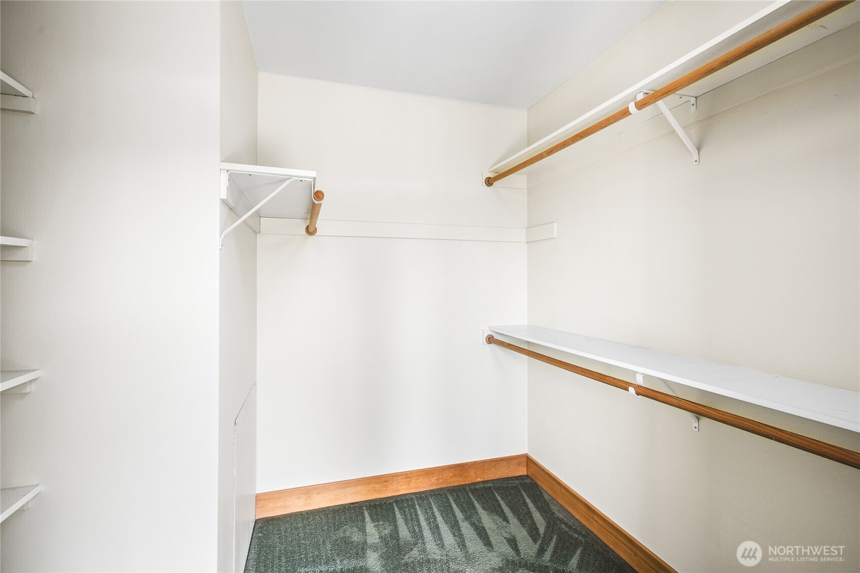 520 Kelsando Circle Property Photo 20