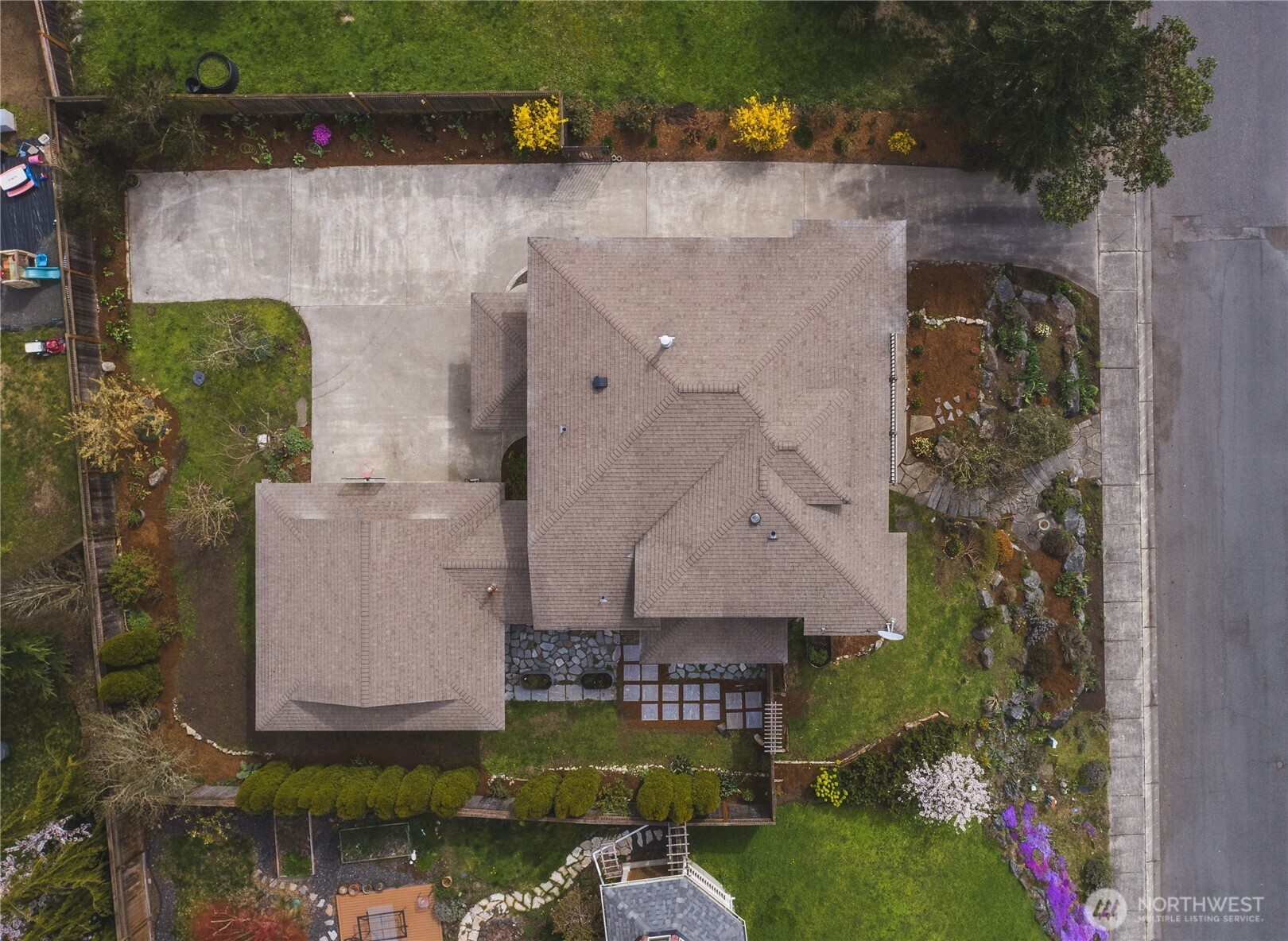 520 Kelsando Circle Property Photo 37