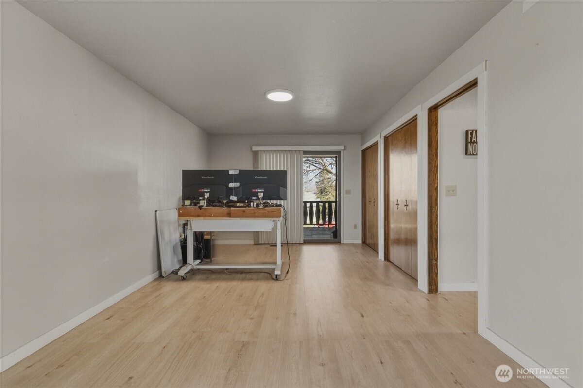 313 Se Trinity Avenue Property Photo 13