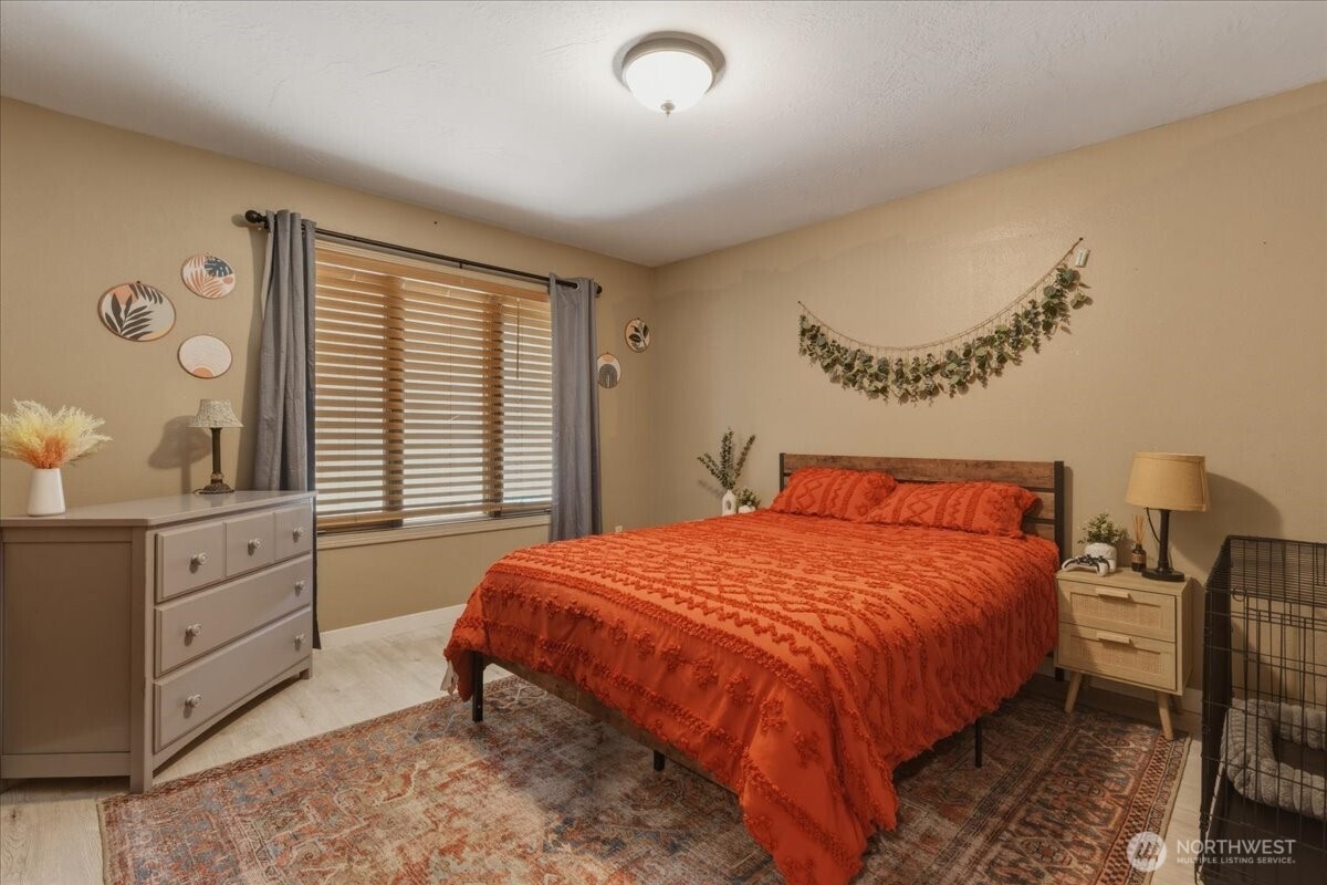 313 Se Trinity Avenue Property Photo 16