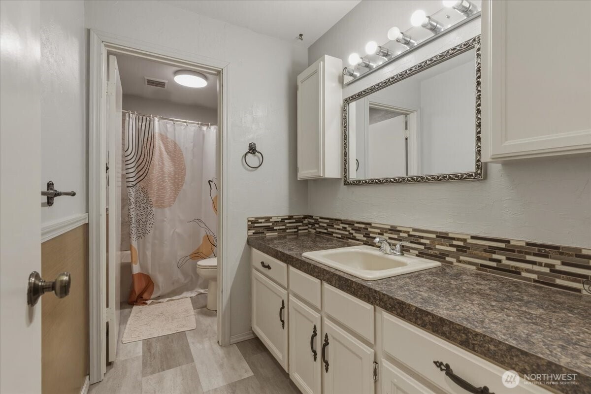 313 Se Trinity Avenue Property Photo 18