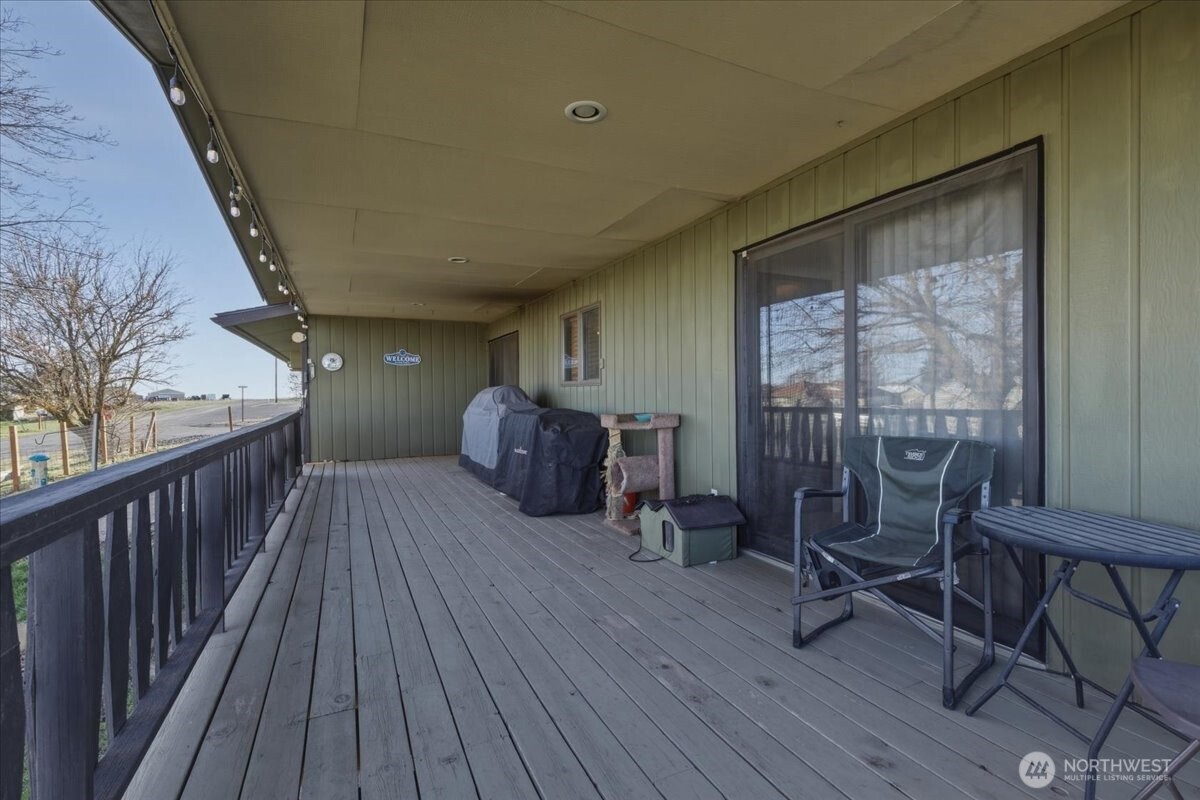 313 Se Trinity Avenue Property Photo 38