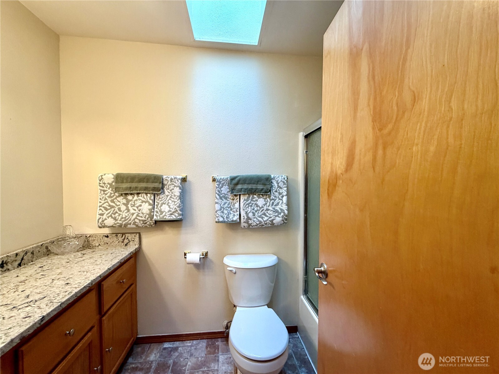 341 Ponderosa Loop Property Photo 12