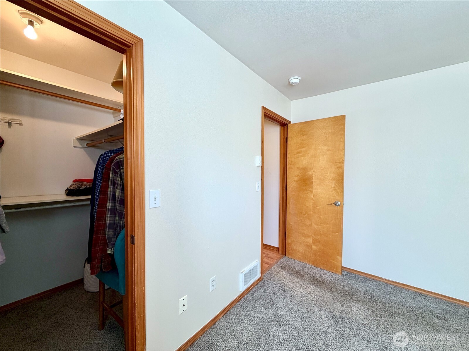 341 Ponderosa Loop Property Photo 23