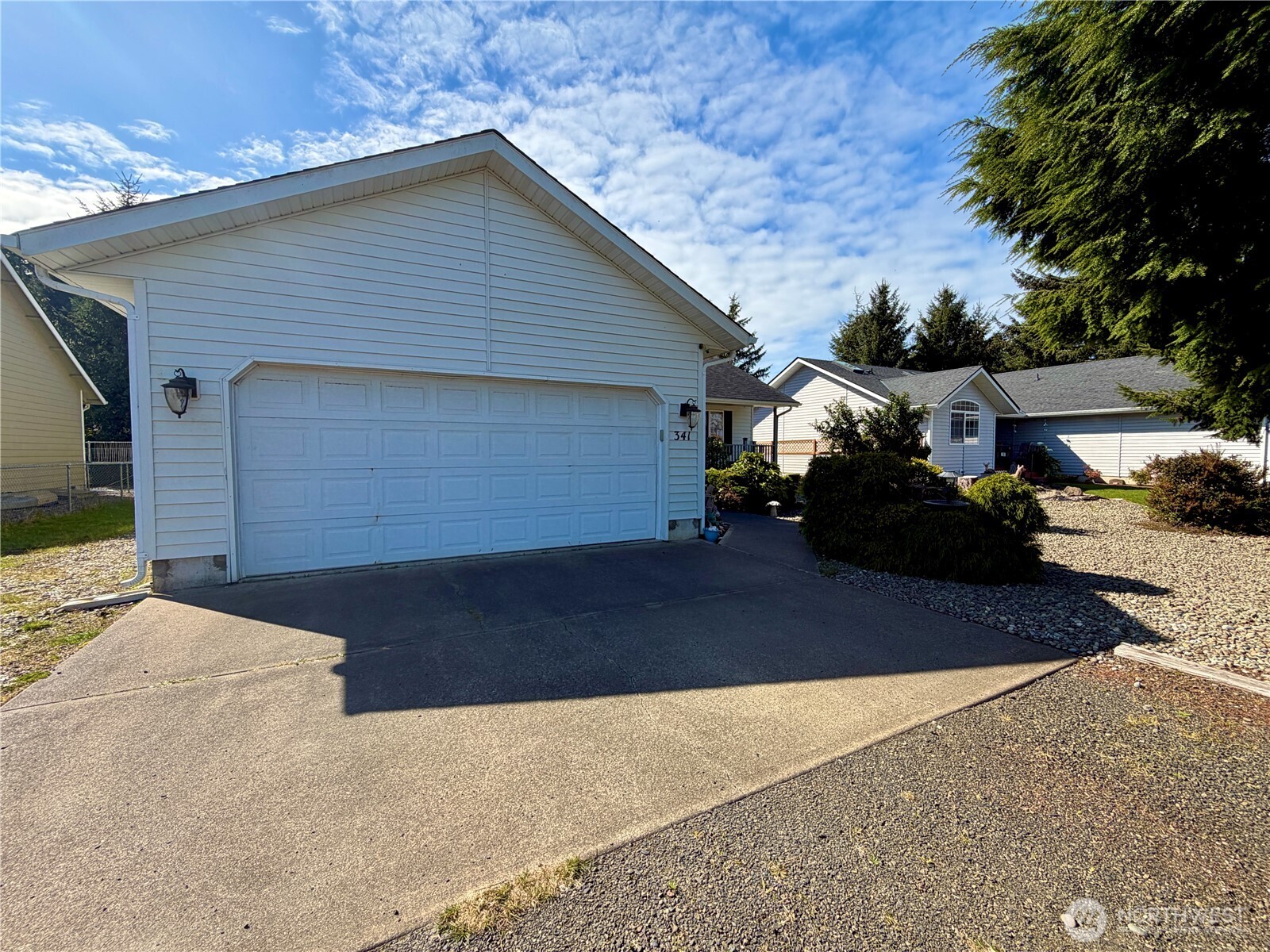 341 Ponderosa Loop Property Photo 27