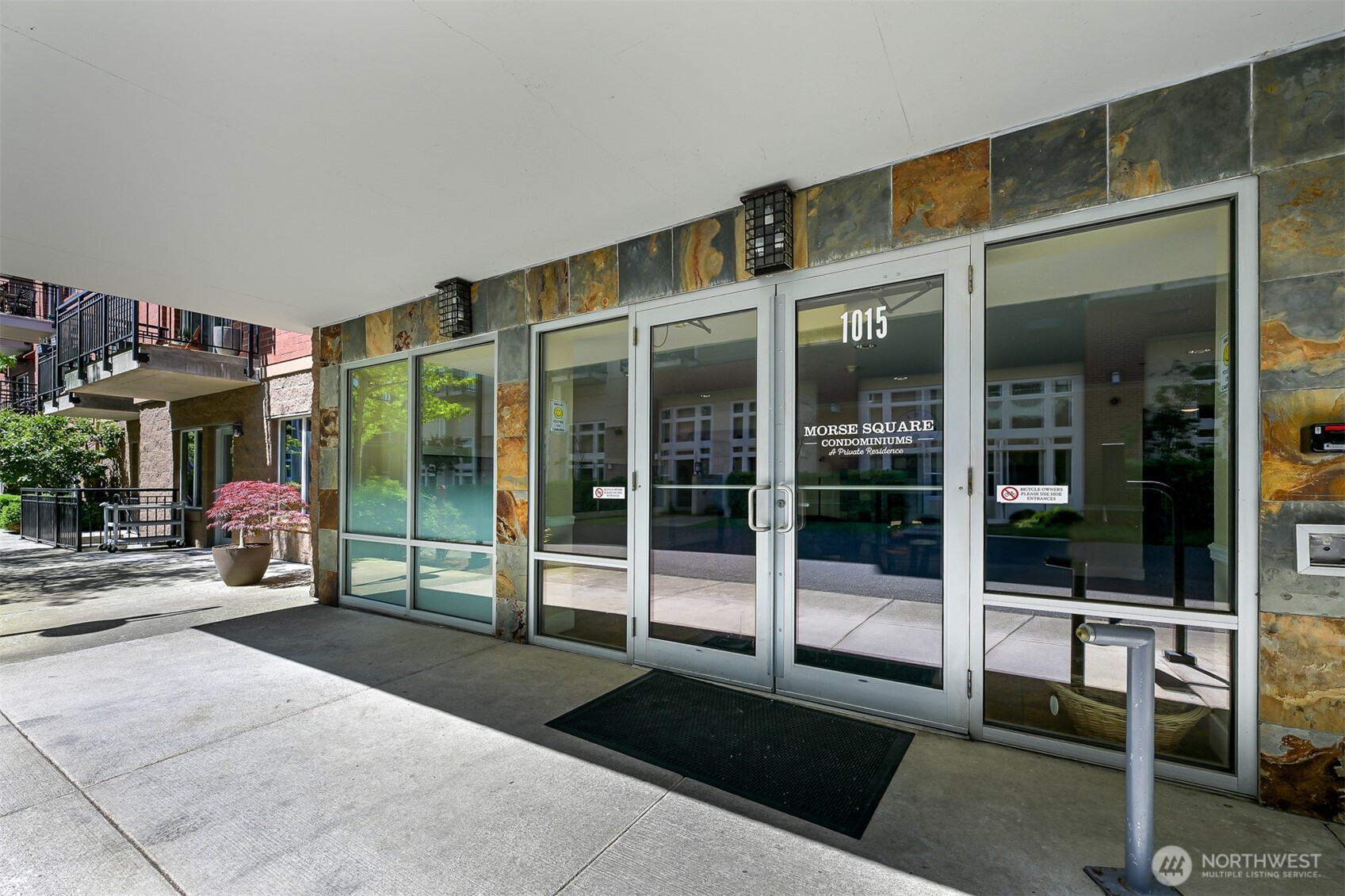 1015 Railroad Avenue 512 Property Photo 7