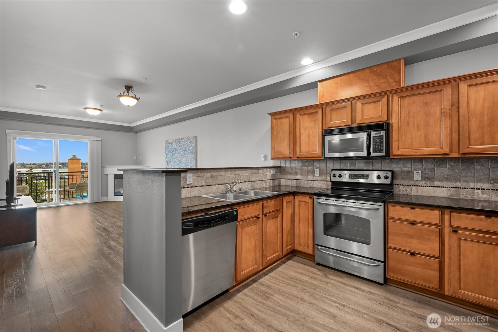 1015 Railroad Avenue 512 Property Photo 12