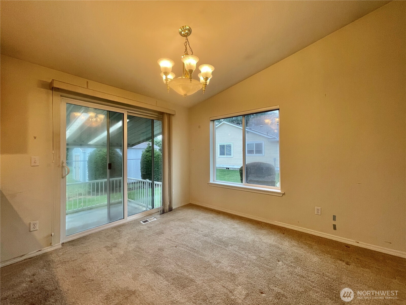 7600 52nd Avenue 47 Property Photo 4
