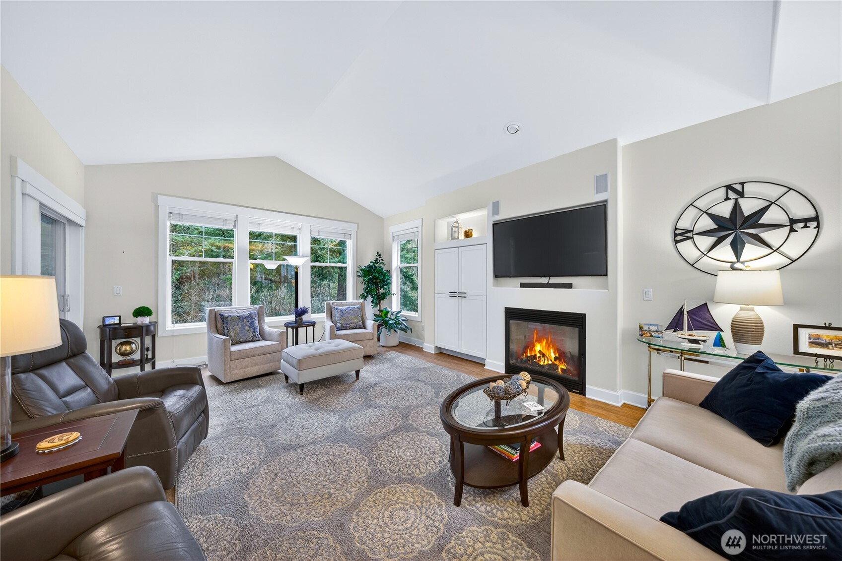 2016 Cascade Court Property Photo 14