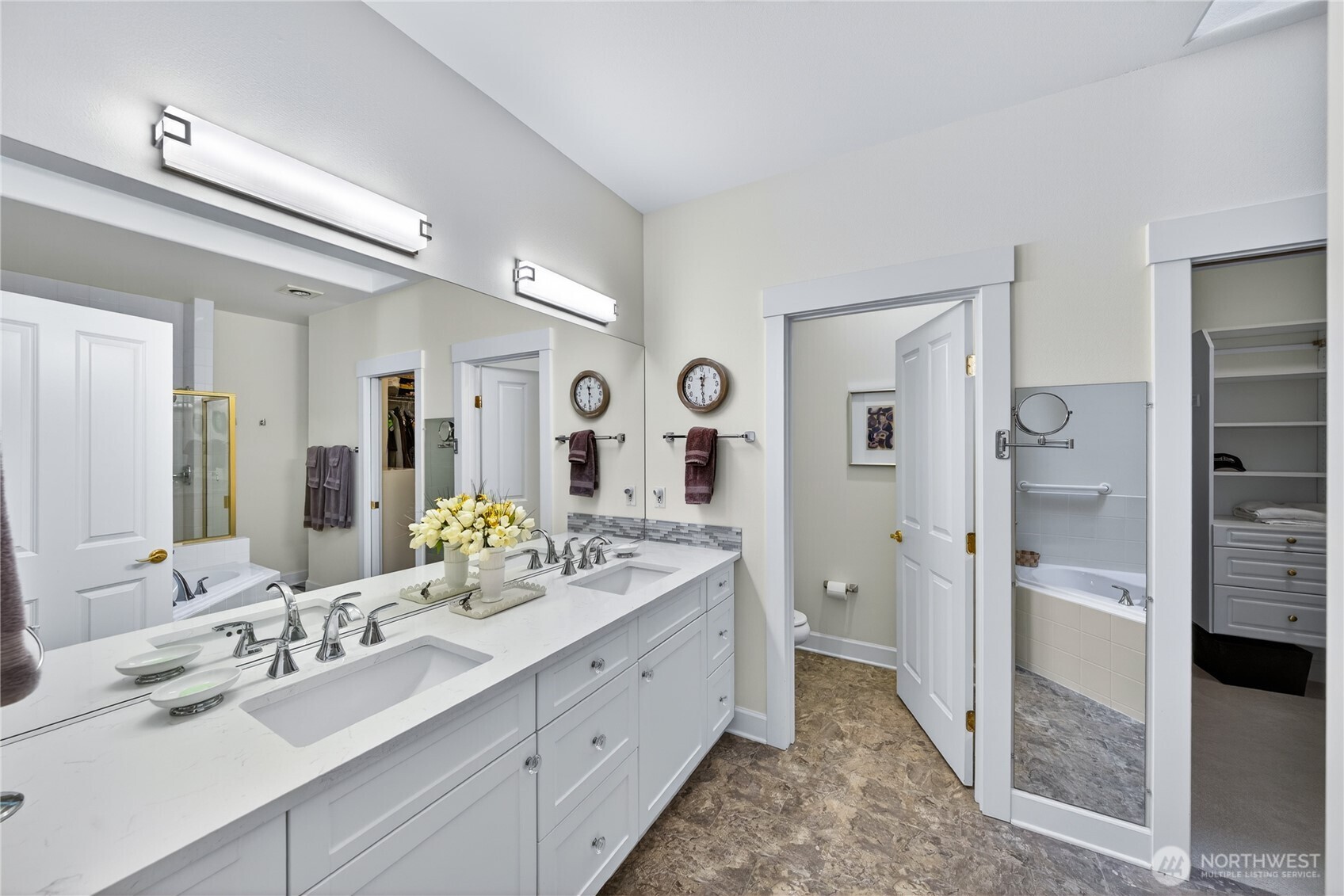 2016 Cascade Court Property Photo 31