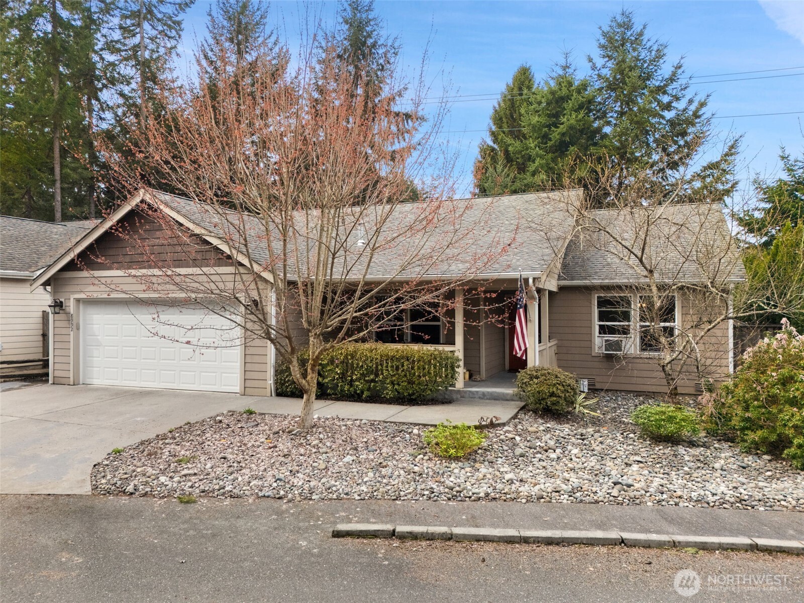 8992 Denise Place Property Photo 1