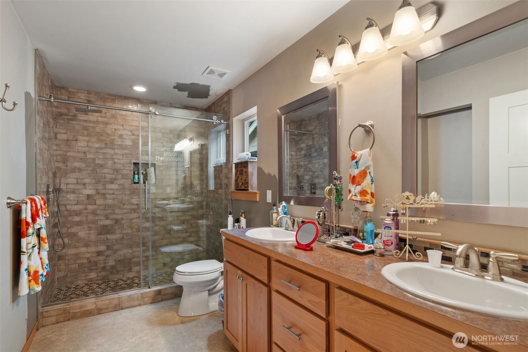 8992 Denise Place Property Photo 19