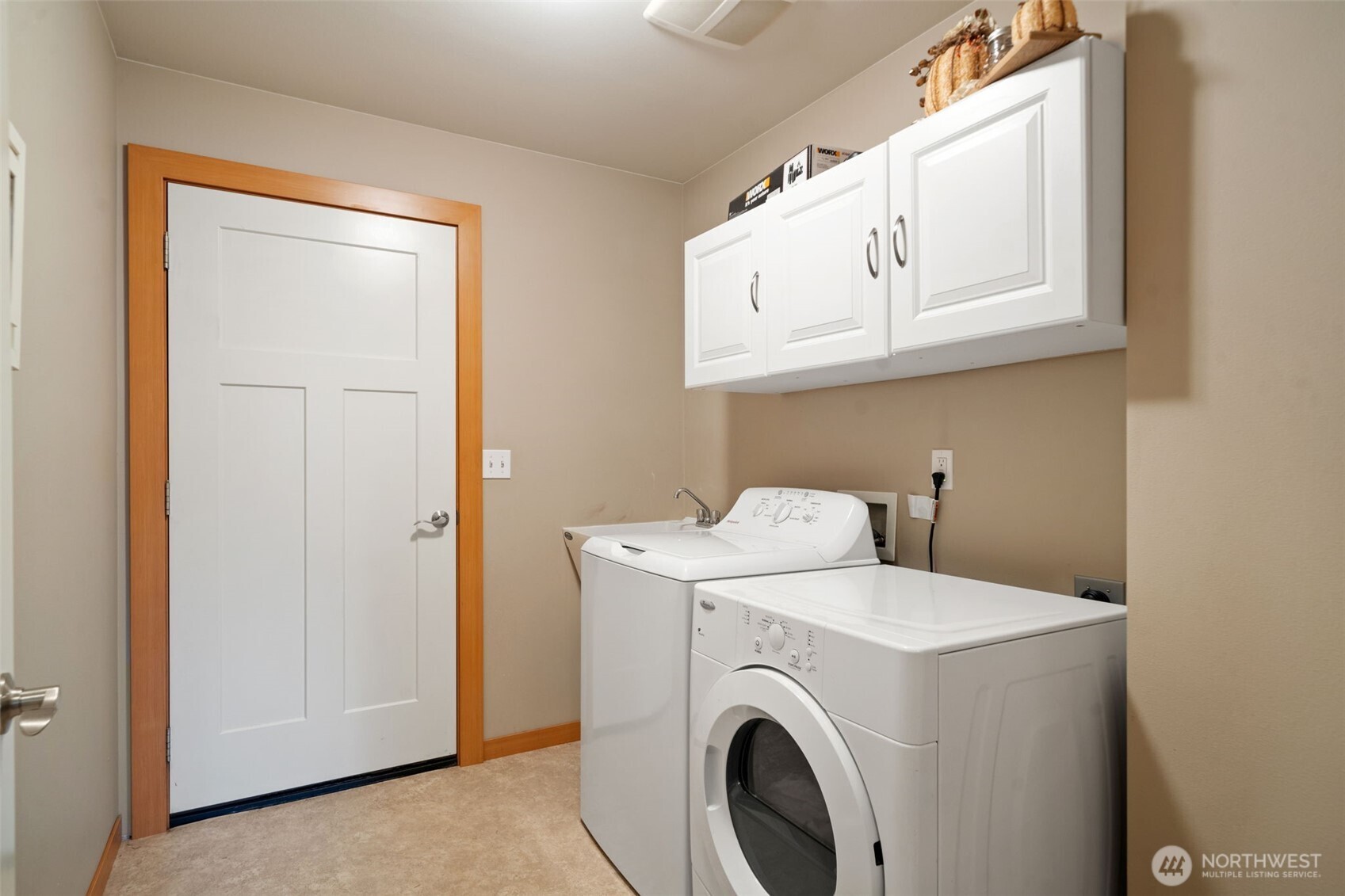 8992 Denise Place Property Photo 20