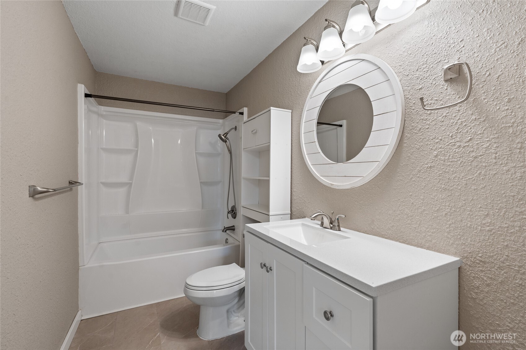 6408 366th Street Ct E Property Photo 22