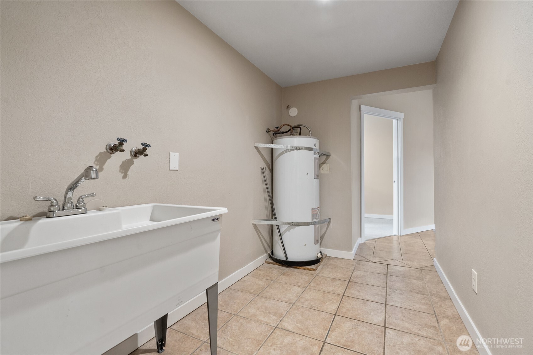 6408 366th Street Ct E Property Photo 25