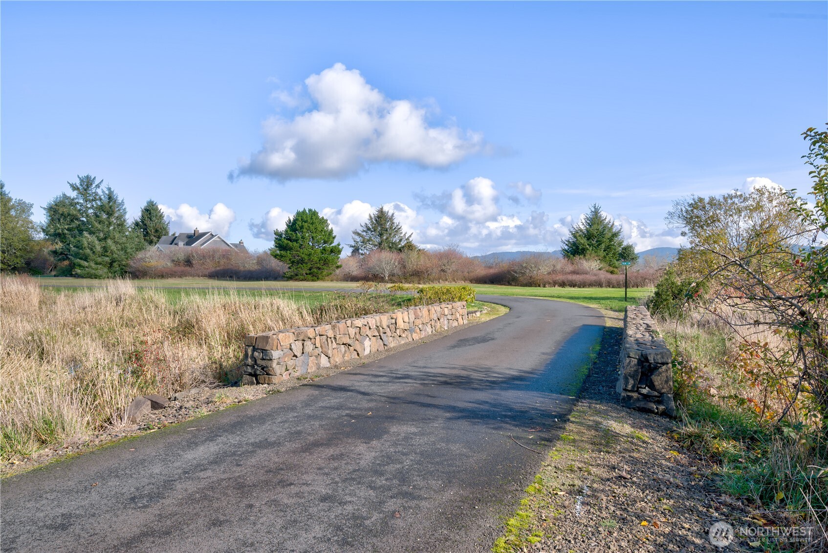 13010 Teal Lane Property Photo 3