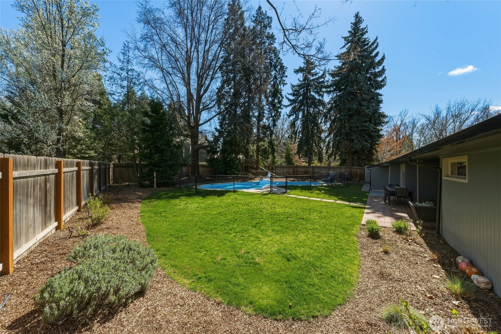1231 S Division Street Property Photo 36