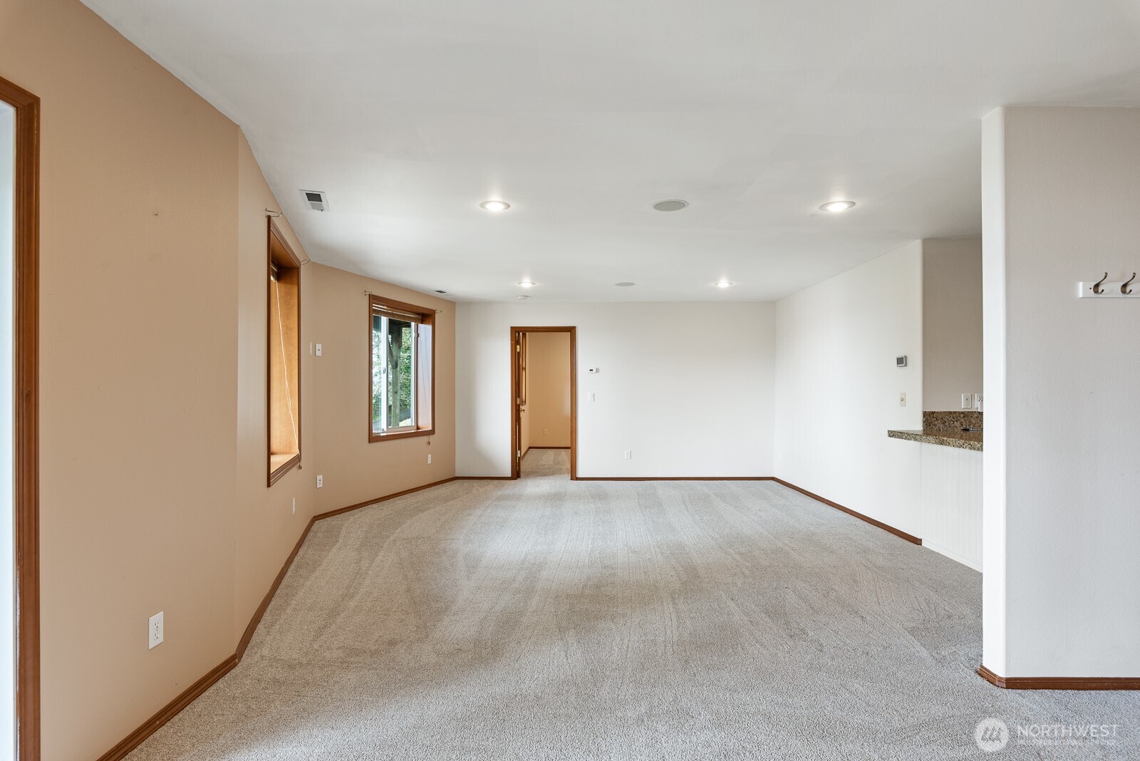 1107 Puesta Del Sol Property Photo 28