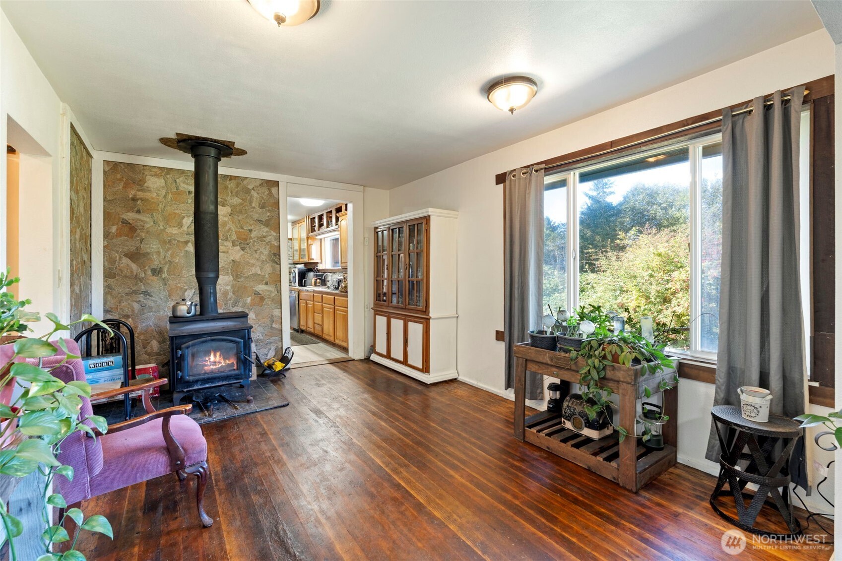 715 Copalis Beach Road Property Photo 4