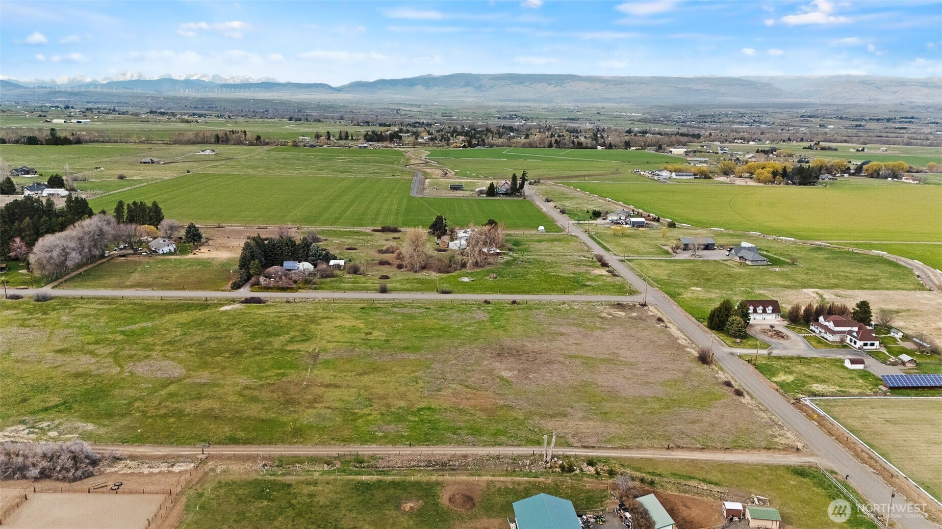 1 Strande Road Property Photo 1