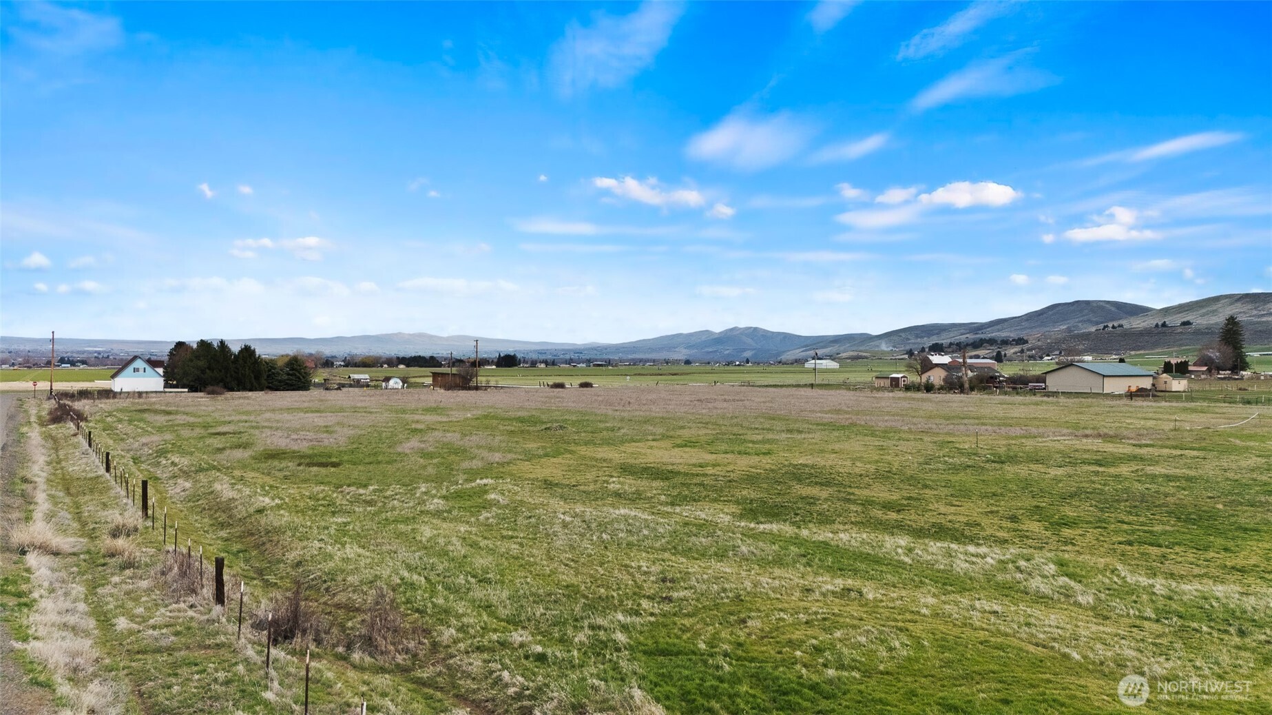 1 Strande Road Property Photo 9