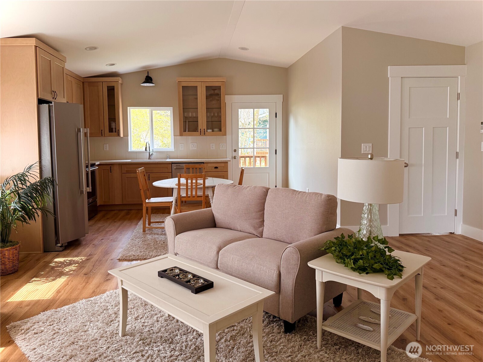331 Olympic View Property Photo 6