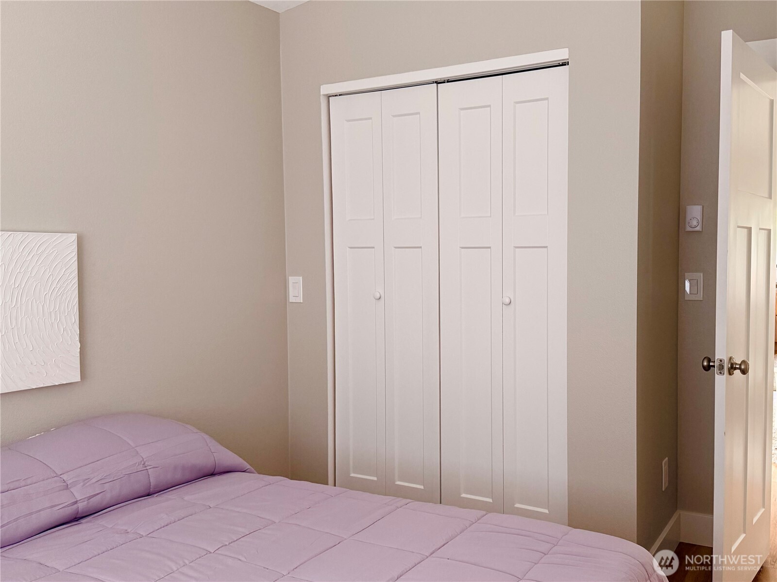331 Olympic View Property Photo 10