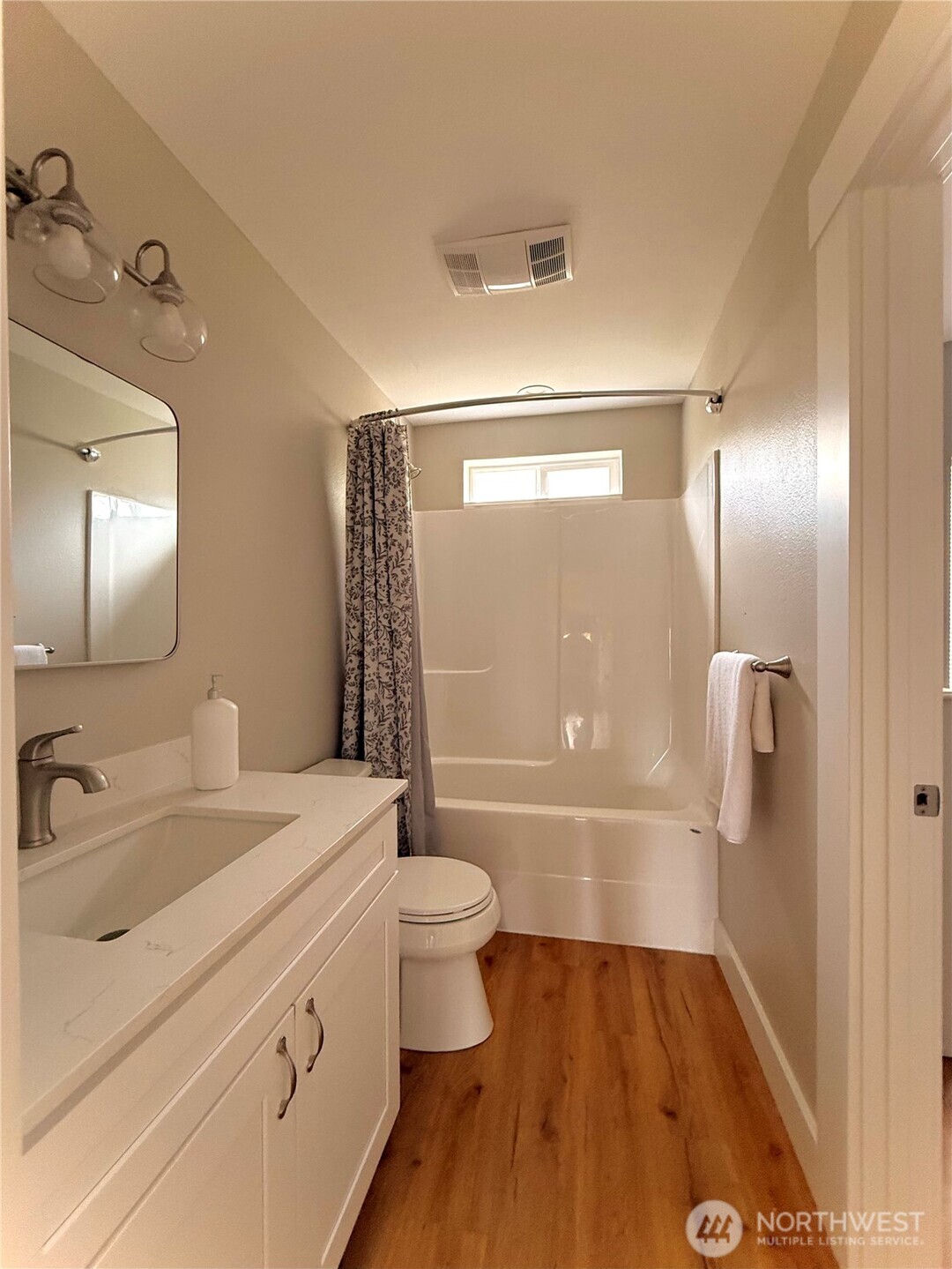 331 Olympic View Property Photo 16