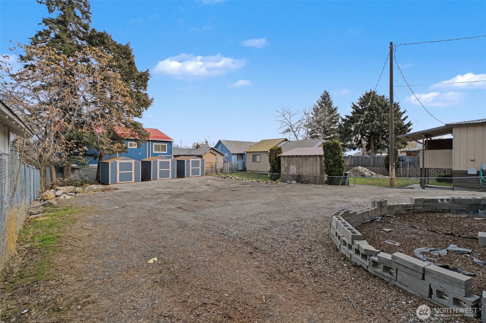 533 Methow A,b,c Property Photo 12