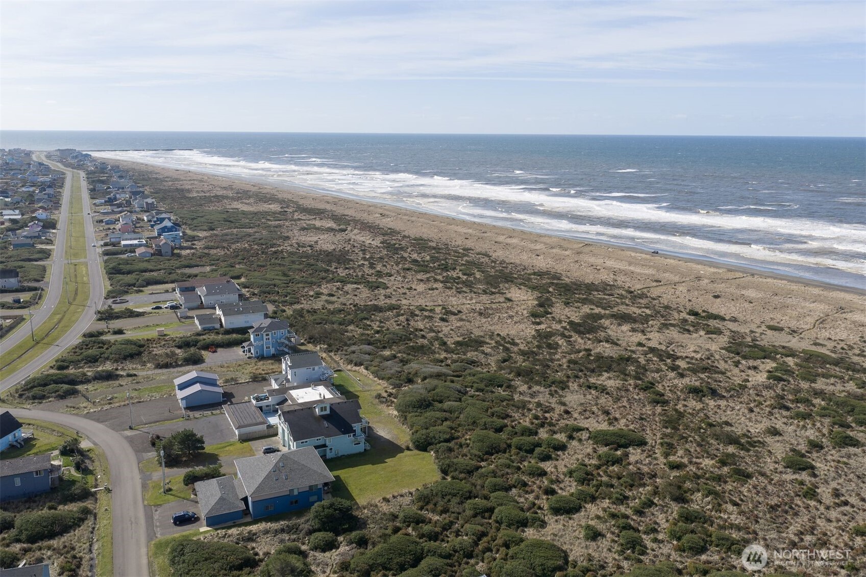 1029 S Sand Dune Avenue Property Photo 4