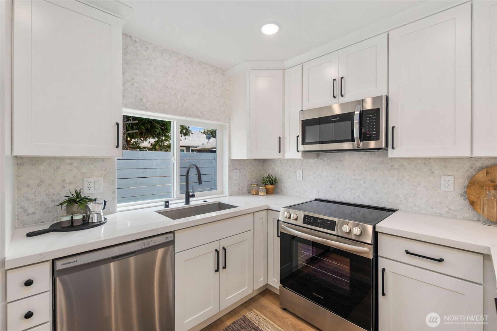 806 S Rose Street Property Photo 3