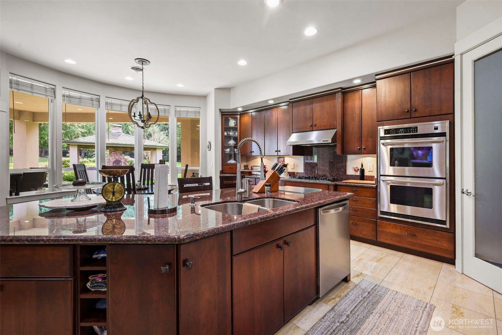 13612 231st Street Property Photo 4