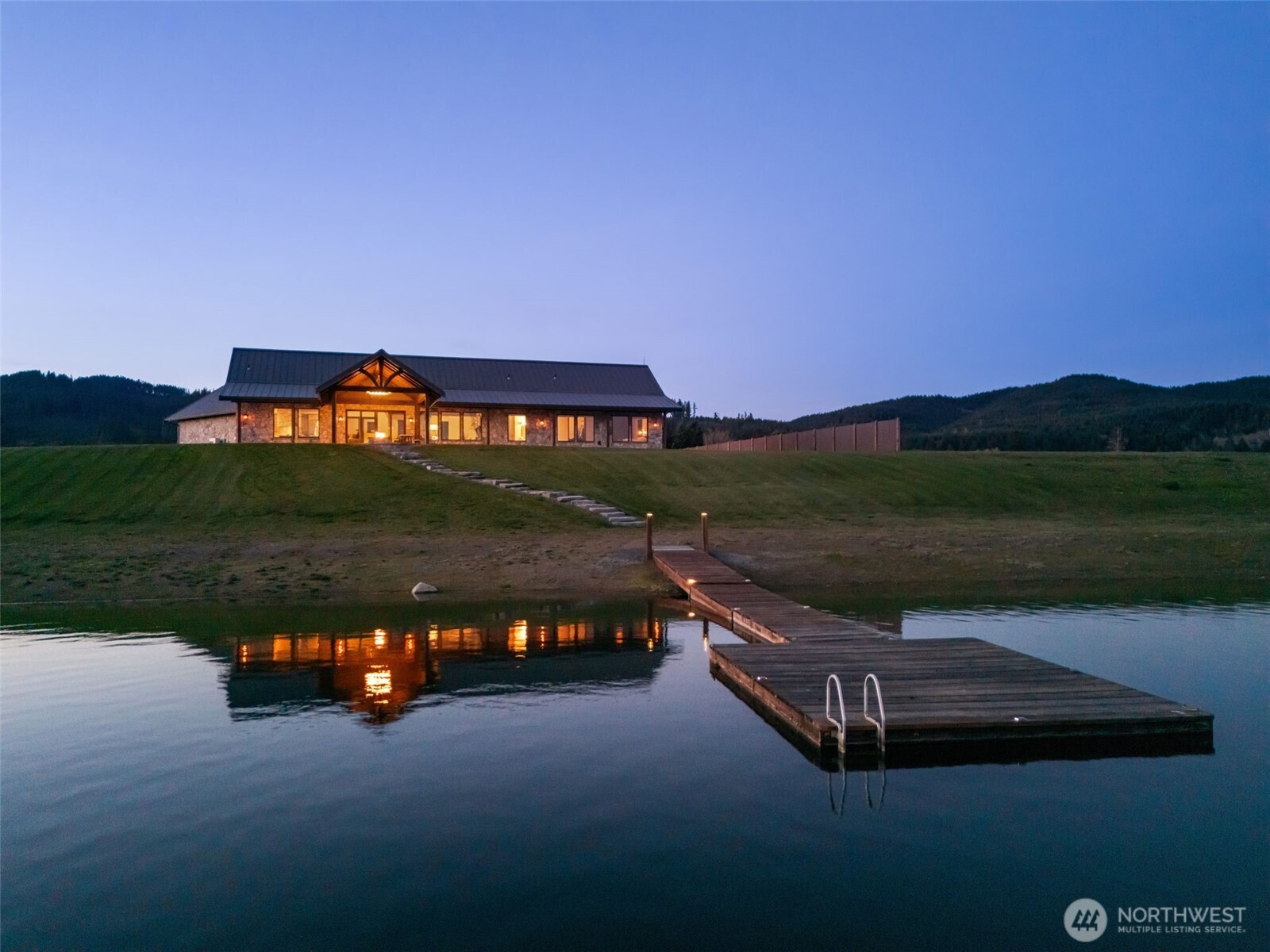 6401 Skookumchuck Road Property Photo 6