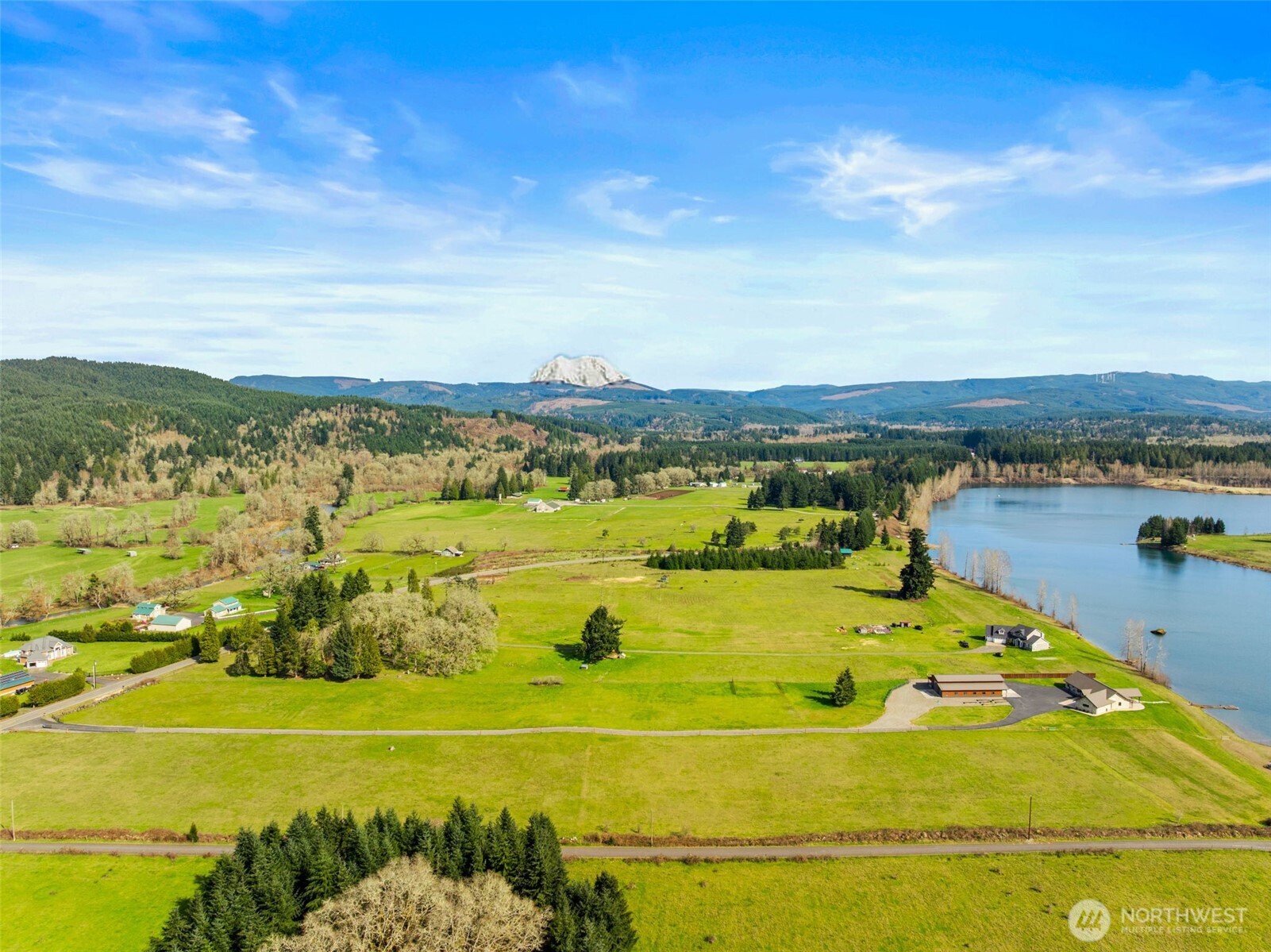 6401 Skookumchuck Road Property Photo 13