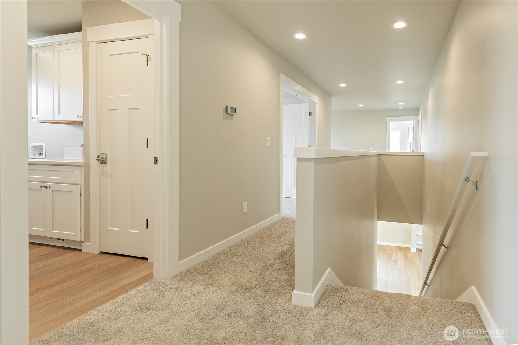 404 E Heatherstone Court Property Photo 22