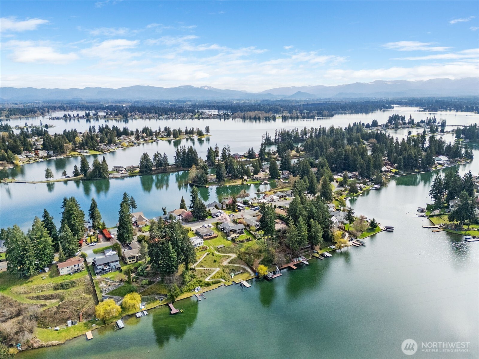 3118 Deer Island Drive Property Photo 4