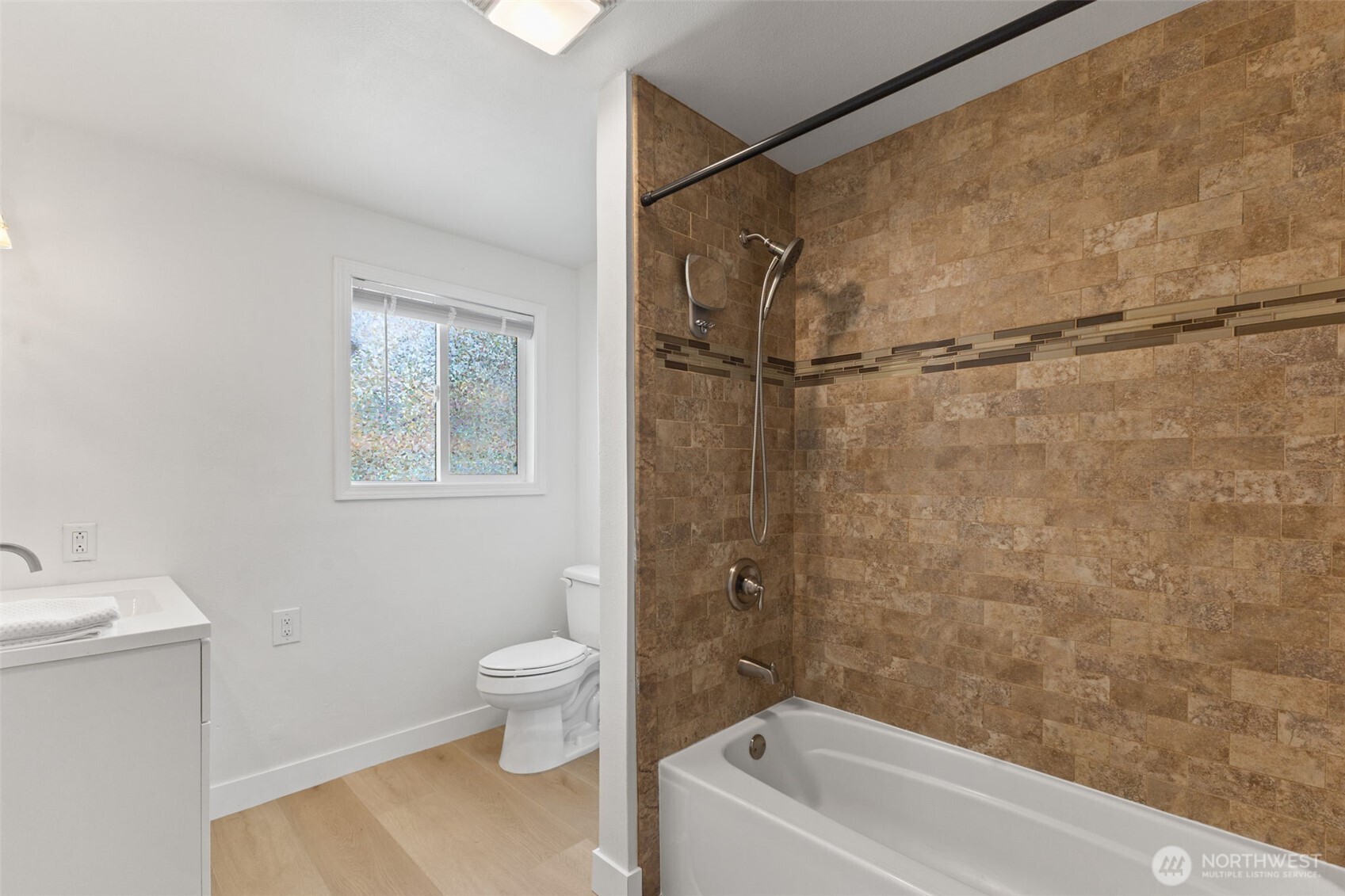 3118 Deer Island Drive Property Photo 8